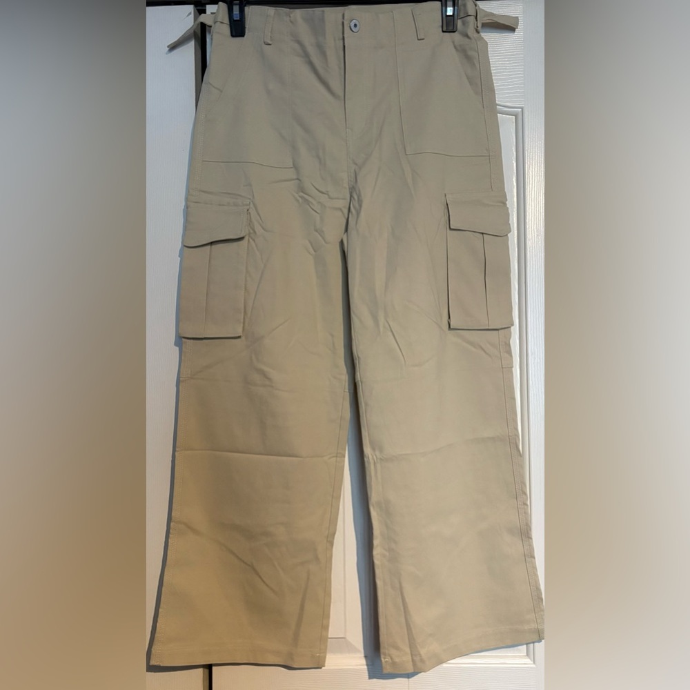 Wide-Leg Cargo Pants for Women in Tan